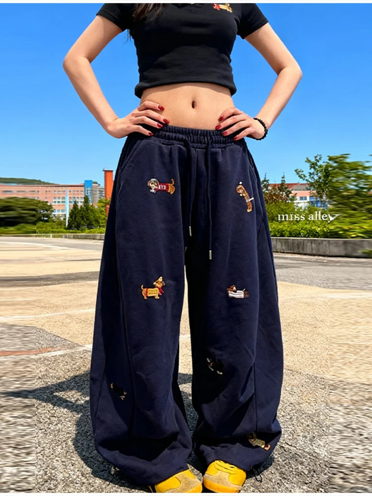 High Street Embroidered Sausage Dog Pants Women's Loose Straight Leg Comfort Sweatpants 2025 New Autumn Winter Casual Pants
