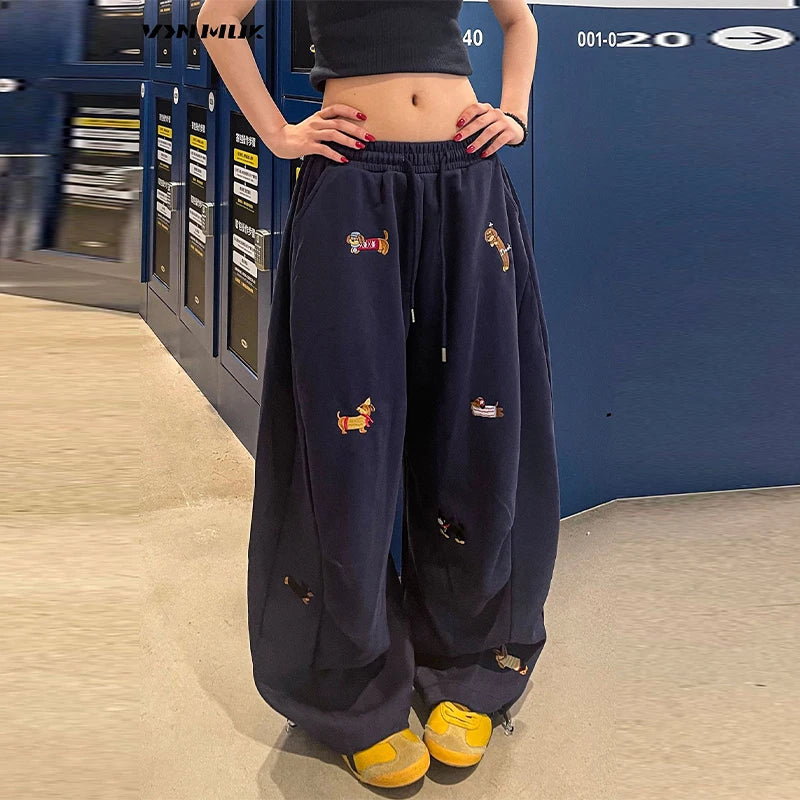 High Street Embroidered Sausage Dog Pants Women's Loose Straight Leg Comfort Sweatpants 2025 New Autumn Winter Casual Pants