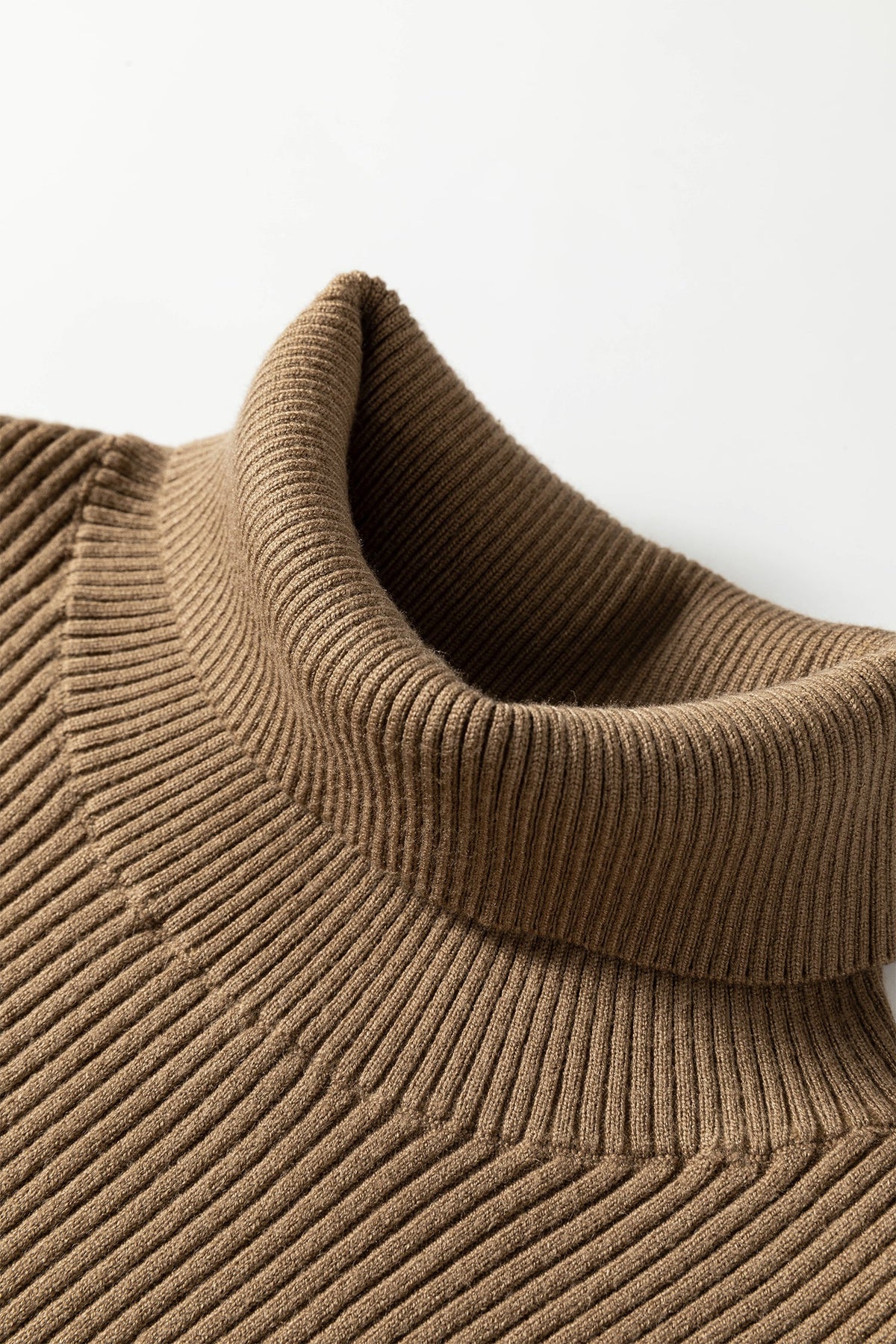 Solid Ribbed Knit Turtleneck Sleeveless Top